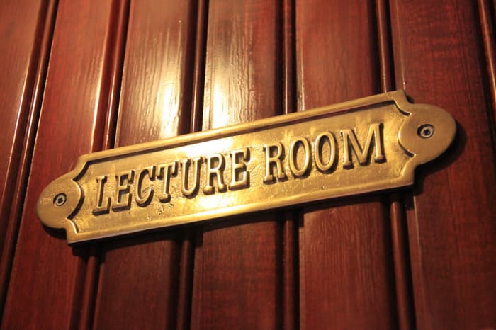 Pandaw RV Orient Pandaw Lecture Room.jpg